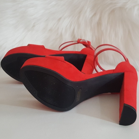 GUESS HEELS - Picture 5 of 5